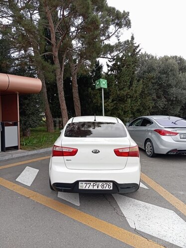 Kia Rio 2014, 300,000 km - 1.6 л - Bakı