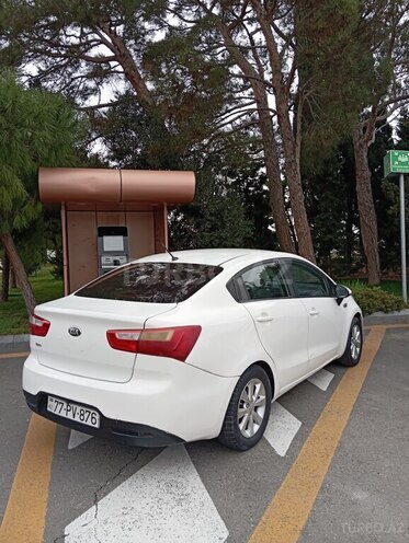Kia Rio 2014, 300,000 km - 1.6 л - Bakı