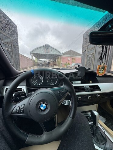 BMW 525 2004, 380,000 km - 2.5 l - Bakı