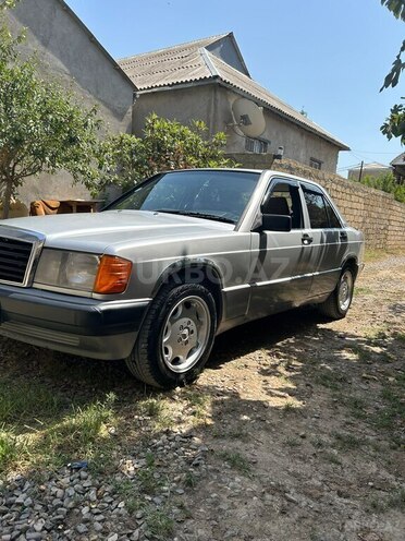 Mercedes 190 1991, 215,870 km - 2.0 л - Bakı