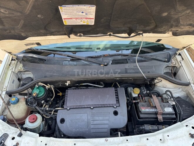 Fiat Doblo 2008, 245,998 km - 1.3 l - Astara