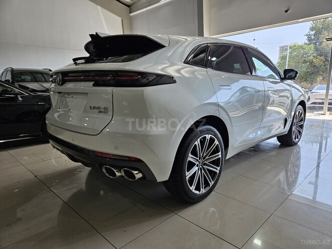 Changan Uni-K 2023, 3,800 km - 2.0 л - Bakı