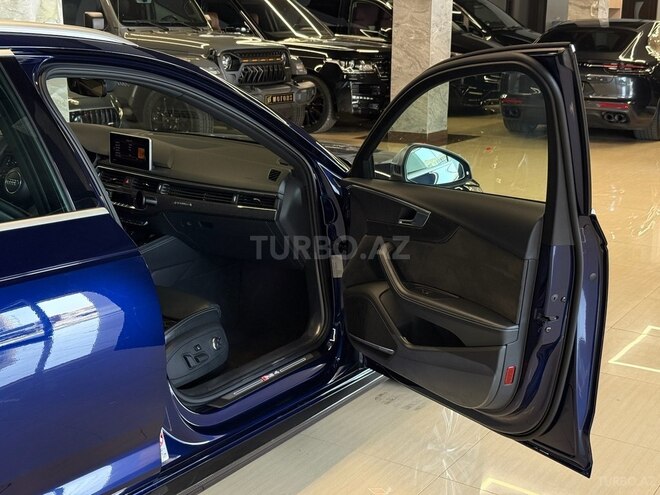 Audi RS4 2017, 94,860 km - 2.9 л - Bakı