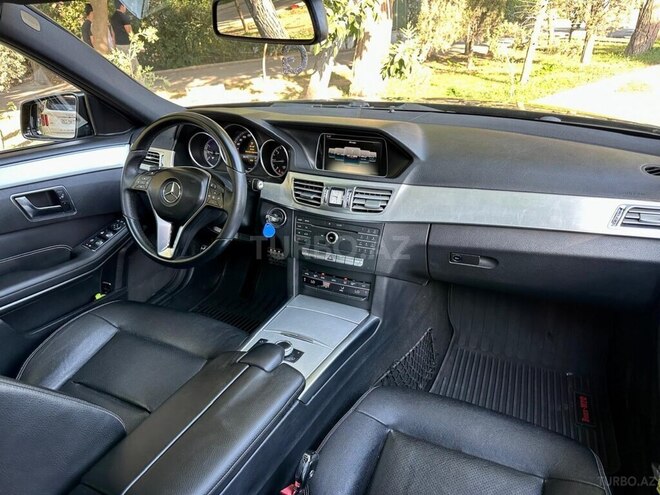 Mercedes E 200 2015, 215,034 km - 2.1 l - Bakı