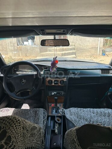 Mercedes 190 1991, 215,870 km - 2.0 л - Bakı