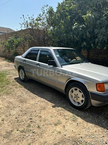 Mercedes 190 1991, 215,870 km - 2.0 л - Bakı