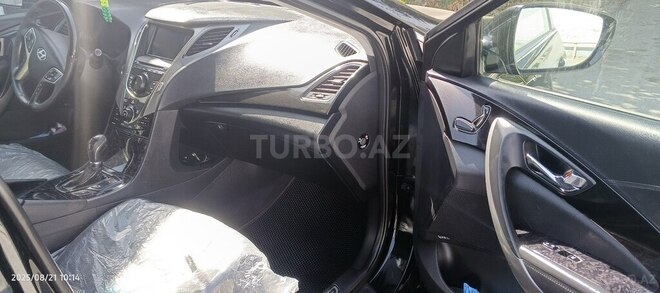 Hyundai Grandeur 2013, 155,000 km - 3.0 л - Göyçay