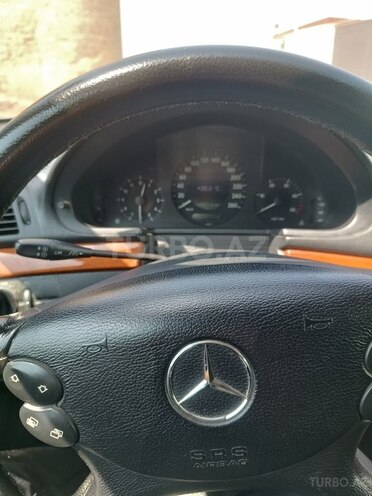 Mercedes E 220 2006, 327,272 km - 2.2 l - Bakı