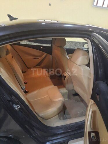 Volkswagen Passat 2006, 251,000 km - 2.0 l - Şəmkir