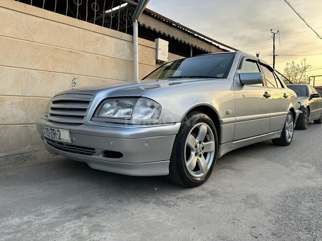 Mercedes C 240 1999, 286,000 km - 2.4 l - Xaçmaz