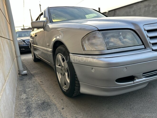 Mercedes C 240 1999, 286,000 km - 2.4 l - Xaçmaz