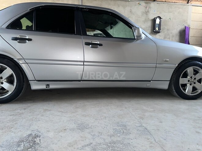 Mercedes C 240 1999, 286,000 km - 2.4 l - Xaçmaz