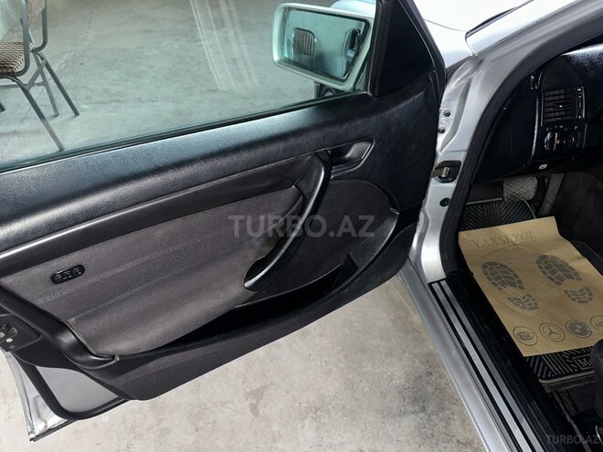 Mercedes C 240 1999, 286,000 km - 2.4 l - Xaçmaz