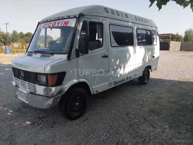 Mercedes 208 D 1993, 500,000 km - 2.9 л - Bərdə
