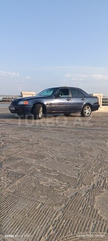 Mercedes C 220 1998, 422,000 km - 2.2 л - Zaqatala