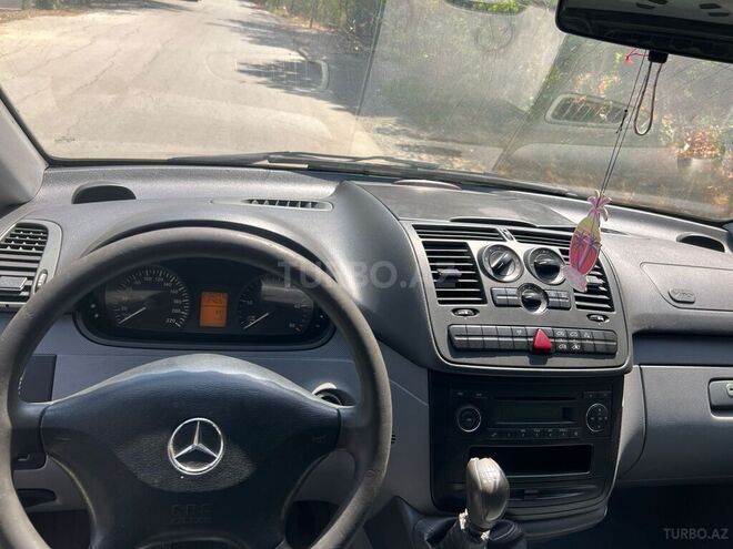 Mercedes Vito 115 2009, 215,258 km - 2.2 l - Bakı