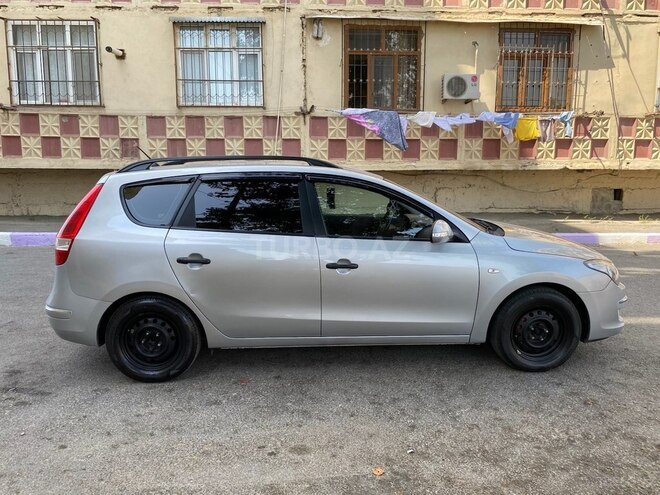 Hyundai i30 2009, 230,000 km - 1.4 л - Bakı