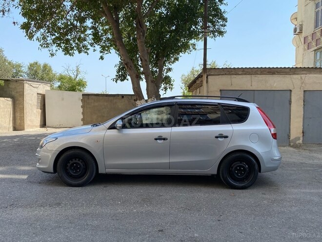 Hyundai i30 2009, 230,000 km - 1.4 л - Bakı
