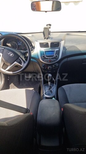 Hyundai Accent 2013, 215,000 km - 1.6 l - Bakı