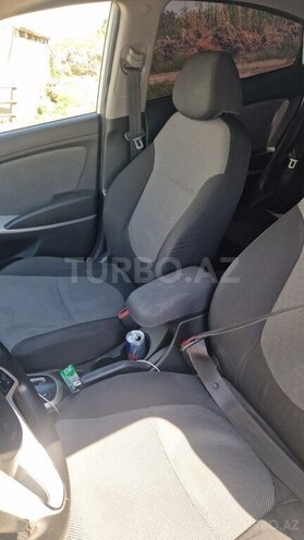 Hyundai Accent 2013, 215,000 km - 1.6 l - Bakı