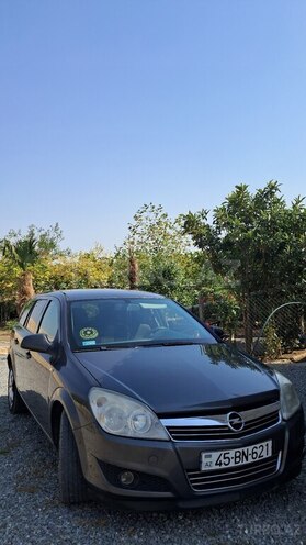 Opel Astra 2010, 429,570 km - 1.3 l - Mingəçevir