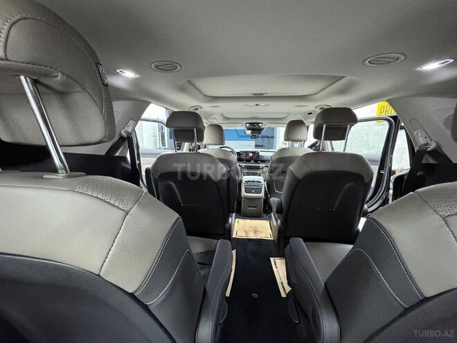 Kia Carnival 2025, 3,500 km - 1.6 l - Bakı