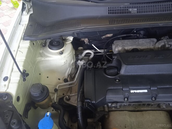 Kia Sportage 2009, 281,000 km - 2.0 l - Bakı