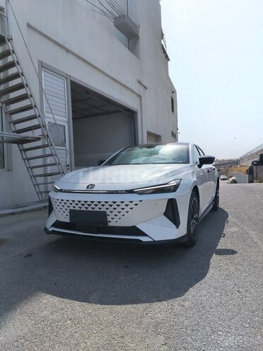 Changan  2024, 0 km - 1.5 l - Bakı