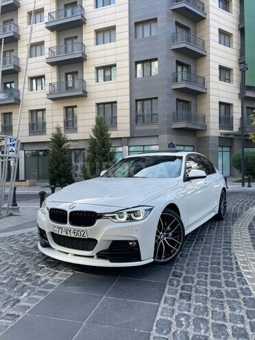 BMW 330 2018, 120,701 km - 2.0 l - Bakı