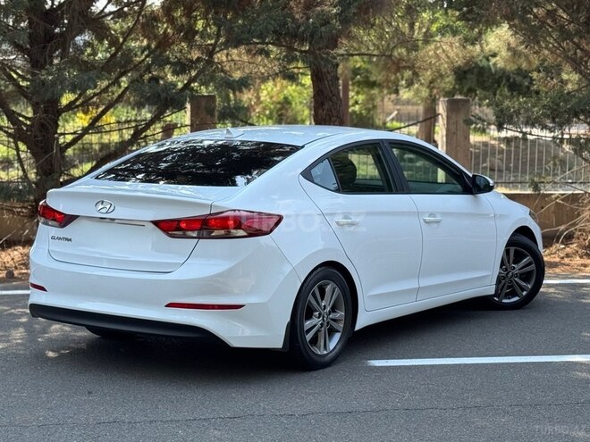 Hyundai Elantra 2018, 101,500 km - 2.0 l - Gəncə