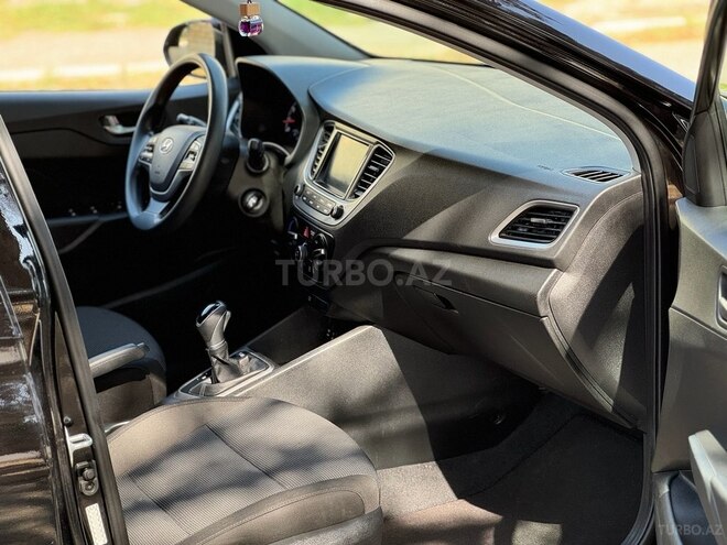 Hyundai Accent 2019, 139,530 km - 1.6 л - Bakı