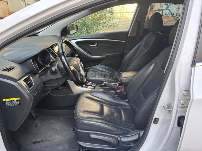 Hyundai i30 2014, 218,000 km - 1.6 l - Bakı