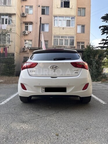 Hyundai i30 2014, 218,000 km - 1.6 l - Bakı