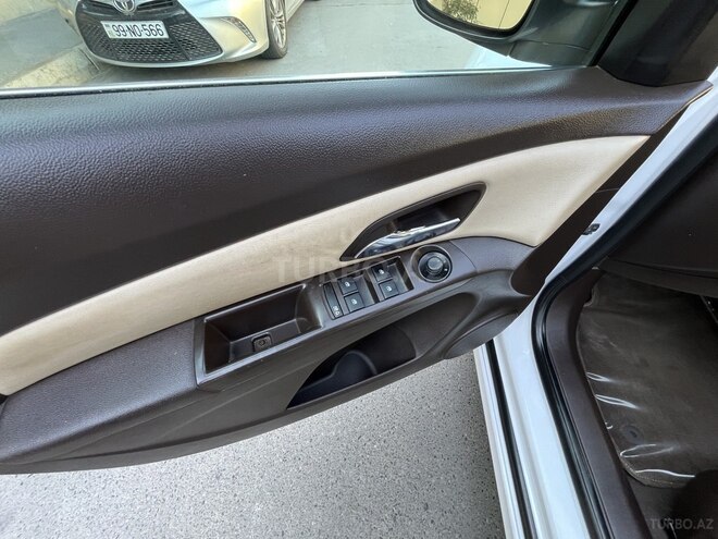 Chevrolet Cruze 2013, 292,413 km - 1.4 л - Bakı