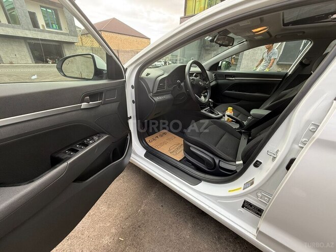 Hyundai Elantra 2019, 80,467 km - 2.0 л - Gəncə