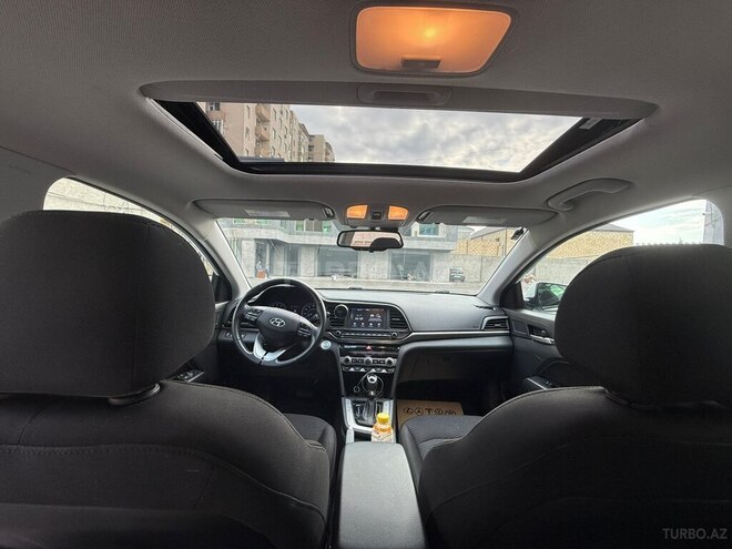 Hyundai Elantra 2019, 80,467 km - 2.0 л - Gəncə