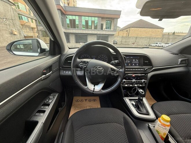 Hyundai Elantra 2019, 80,467 km - 2.0 л - Gəncə