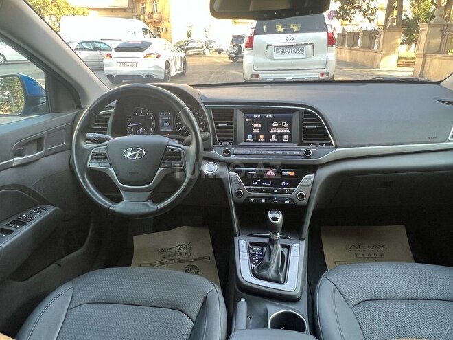 Hyundai Elantra 2015, 126,470 km - 2.0 л - Bakı