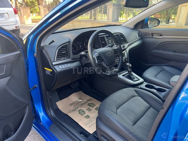Hyundai Elantra 2015, 126,470 km - 2.0 л - Bakı