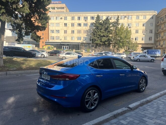 Hyundai Elantra 2015, 126,470 km - 2.0 л - Bakı