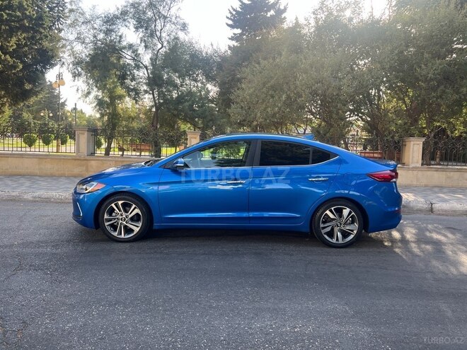 Hyundai Elantra 2015, 126,470 km - 2.0 л - Bakı