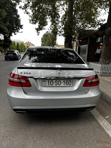 Mercedes E 350 2009, 242,000 km - 3.5 l - Quba