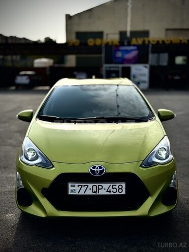 Toyota Prius C 2017, 198,000 km - 1.5 l - Bakı