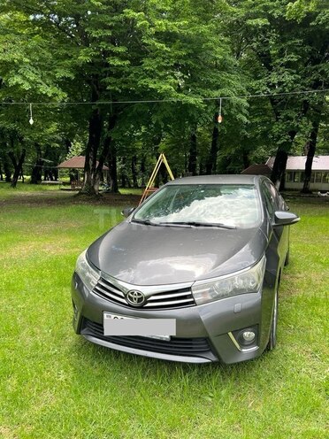 Toyota Corolla 2013, 197,000 km - 1.6 l - Bakı