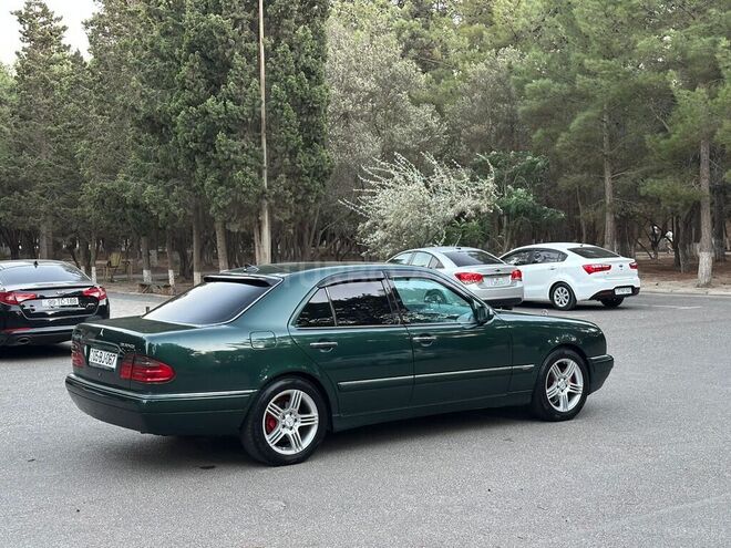 Mercedes E 240 1998, 301,000 km - 2.4 l - Sumqayıt