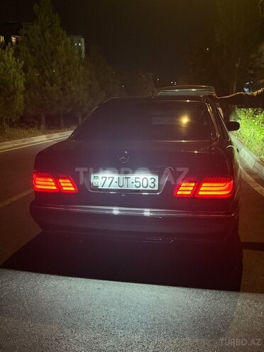 Mercedes E 280 2000, 229,000 km - 2.8 l - Bakı