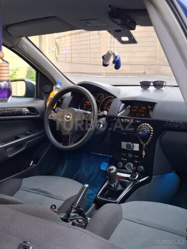 Opel Astra 2004, 293,000 km - 1.4 l - Bakı