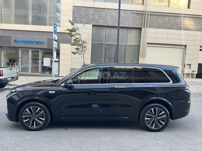 Li Auto L9 2025, 0 km - 1.5 l - Bakı