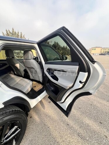 Land Rover RR Evoque-9