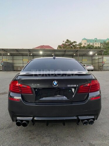 BMW 528 2014, 255,000 km - 2.0 l - Bakı